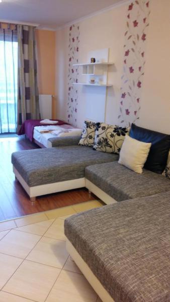 Isabell Apartments เยอร์ ภายนอก รูปภาพ