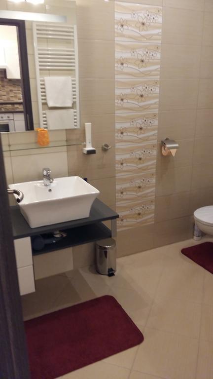 Isabell Apartments เยอร์ ภายนอก รูปภาพ