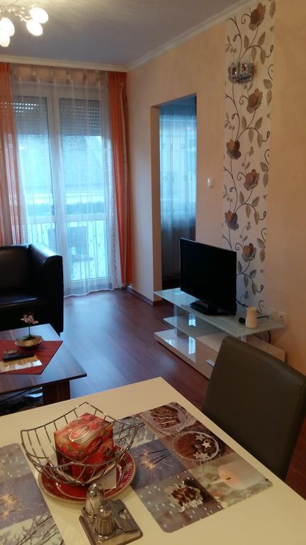 Isabell Apartments เยอร์ ภายนอก รูปภาพ